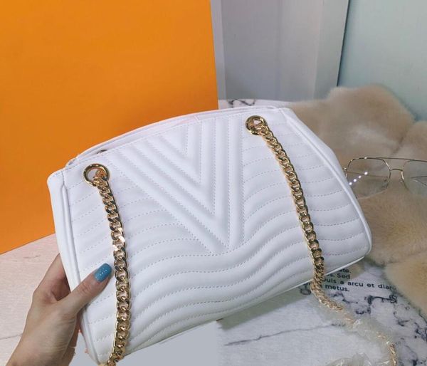 2020 the new style fashion and classic genuine cow leather women one shoulder bag crossbody bag 32cm 4 color
2020 the new style fashion and classic genuine cow leather women one shoulder bag crossbody bag 32cm 4 color