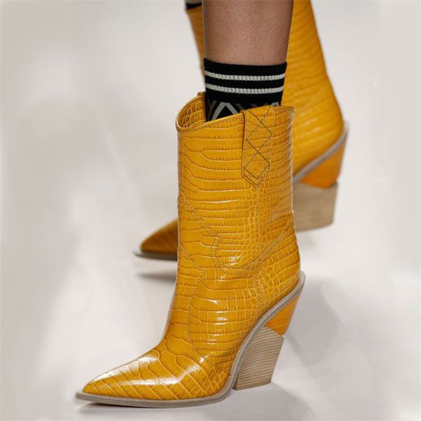 yechne woman boots platform shoes woman leather wool warm winter boots women plus size women shoes designers, Black
yechne woman boots platform shoes woman leather wool warm winter boots women plus size women shoes designers, Black