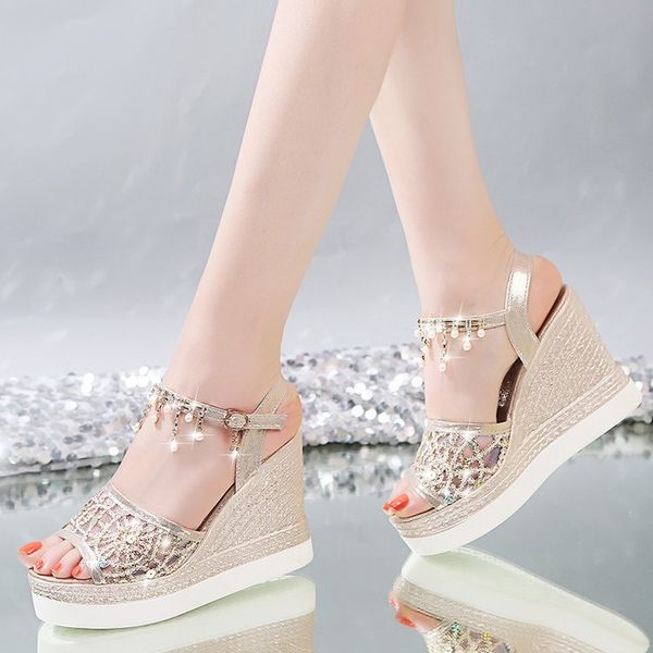 new thick bottom muffin shoes slope heel sandals female summer fish mouth beach shoes student high heel female, Black
new thick bottom muffin shoes slope heel sandals female summer fish mouth beach shoes student high heel female, Black