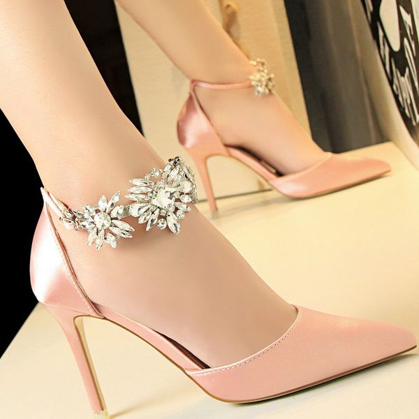 elegant crystal pearl pointed toe shoe 2020 new solid silk shallow women pumps party shoes fashion women's high heels shoes, Black
elegant crystal pearl pointed toe shoe 2020 new solid silk shallow women pumps party shoes fashion women's high heels shoes, Black