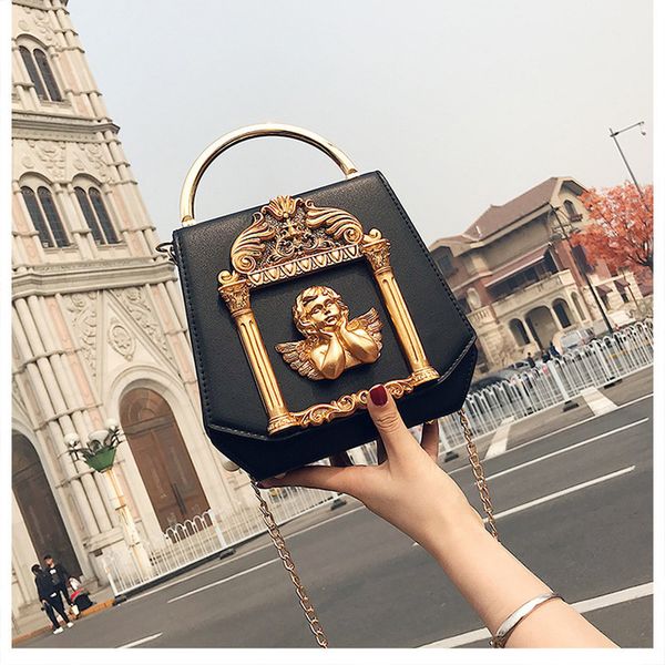 2020 нового бренд luxery сумки дизайнер болс pequena feminina перлы способ кожаной crossbody сумки для женщин цепи небольшого квадратного ме
2020 нового бренд luxery сумки дизайнер болс pequena feminina перлы способ кожаной crossbody сумки для женщин цепи небольшого квадратного ме