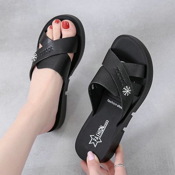 large size 35-41 2020 new summer brand sandals women fashion slippers flat heel shoes woman young ladies platform flip flops, Black
large size 35-41 2020 new summer brand sandals women fashion slippers flat heel shoes woman young ladies platform flip flops, Black