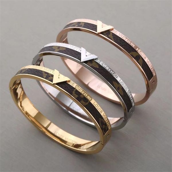 louls designer bracelets for women with stainless steel iced out bracelet luxury designer bracciali for women drop shipping, Golden;silver
louls designer bracelets for women with stainless steel iced out bracelet luxury designer bracciali for women drop shipping, Golden;silver