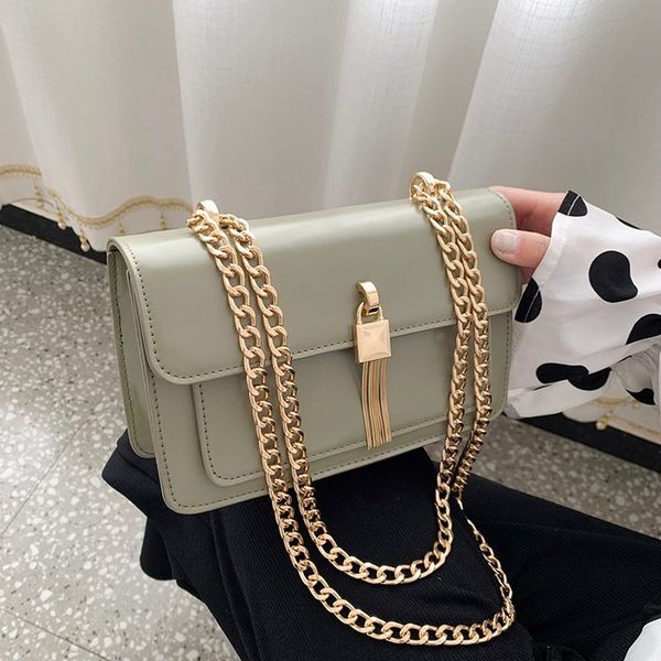 2020 summer women shoulder bags brand clutch ladies tassel rivet chain small square shoulder handbag wild little fairy bag 
2020 summer women shoulder bags brand clutch ladies tassel rivet chain small square shoulder handbag wild little fairy bag