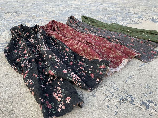 scarves women scarf 2021 autumn winter cotton linen print floral original vintage casual fashion, Blue;gray
scarves women scarf 2021 autumn winter cotton linen print floral original vintage casual fashion, Blue;gray