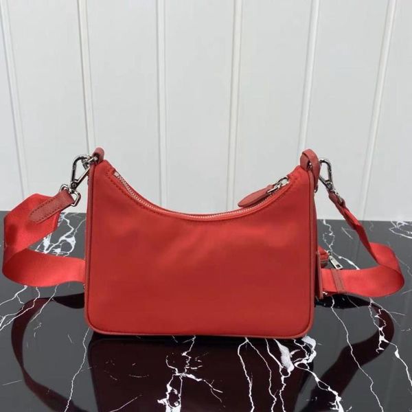 shoulder bag 2020 women fashion designer handbag cross body bag chain canvas handbag delivery
shoulder bag 2020 women fashion designer handbag cross body bag chain canvas handbag delivery