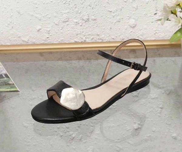 white sandals designer shoes women luxury sandals 2020 comfortable flat, Black 
white sandals designer shoes women luxury sandals 2020 comfortable flat, Black