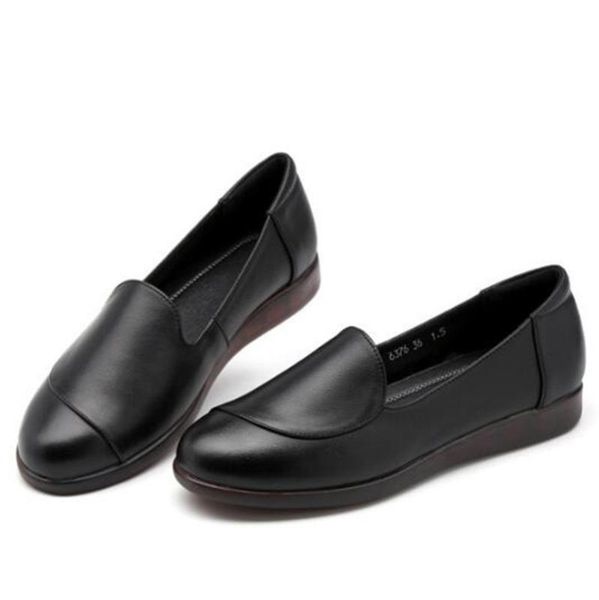 свет мягкие bottom нескользящие комфортные среднего возраста женщин обувь плоские туфли 2020 мода повседневная натуральная кожа flats, Black
свет мягкие bottom нескользящие комфортные среднего возраста женщин обувь плоские туфли 2020 мода повседневная натуральная кожа flats, Black