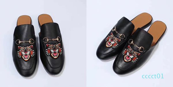 fashion muller fur slippers women genuine leather mules flat mules shoes metal chain casual mules flats new styles with box ct01, Black
fashion muller fur slippers women genuine leather mules flat mules shoes metal chain casual mules flats new styles with box ct01, Black