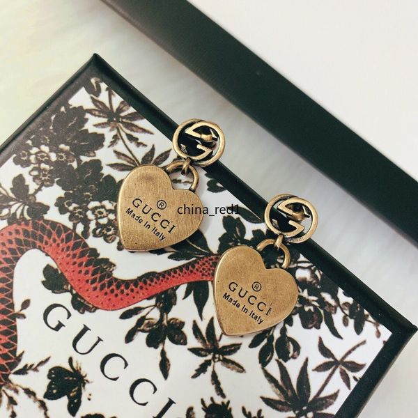 luxury jewelry ladies earrings retro brass heart designer earrings elagant women stud earrings fashion style with box, Golden;silver
luxury jewelry ladies earrings retro brass heart designer earrings elagant women stud earrings fashion style with box, Golden;silver