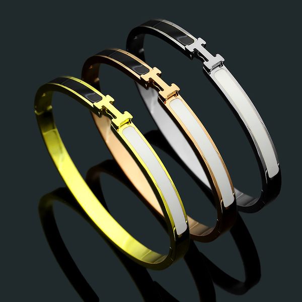 2019 титан стали ювелирные изделия оптом браслета 18k розового золота г-жа браслет браслет торговли иностранной бесплатной доставкой, Golden;silver
2019 титан стали ювелирные изделия оптом браслета 18k розового золота г-жа браслет браслет торговли иностранной бесплатной доставкой, Golden;silver