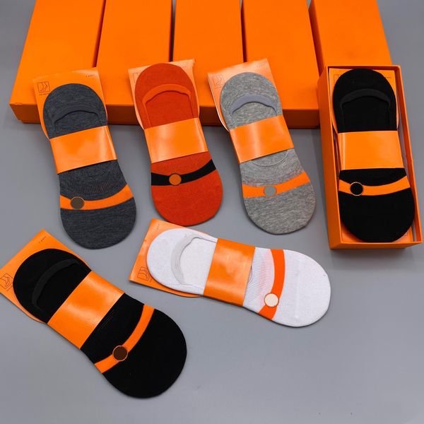 Hxxmes Mens Socks 2020 New Arrival Fashion Letters H with Stripe Pattern Haute Couture with 5 Pairs Boxed for Wholesale Lll207311
Hxxmes Mens Socks 2020 New Arrival Fashion Letters H with Stripe Pattern Haute Couture with 5 Pairs Boxed for Wholesale Lll207311
