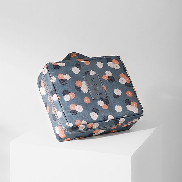 wholesale korean-style multi-function waterproof oxford cloth travel storage bag portable mens female cosmetic bag wash bag
wholesale korean-style multi-function waterproof oxford cloth travel storage bag portable mens female cosmetic bag wash bag