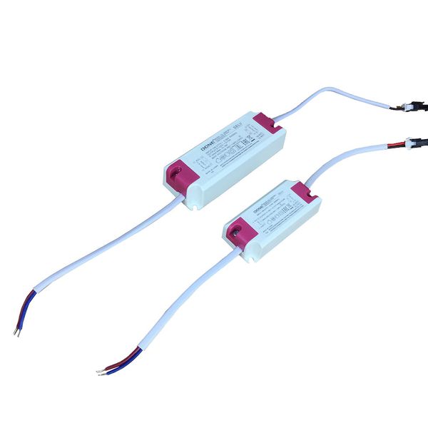 low pf no flicker 12w 30w indoor light led driver 600ma 700ma 750ma h03vvh2-f double insulation cable attached 
low pf no flicker 12w 30w indoor light led driver 600ma 700ma 750ma h03vvh2-f double insulation cable attached