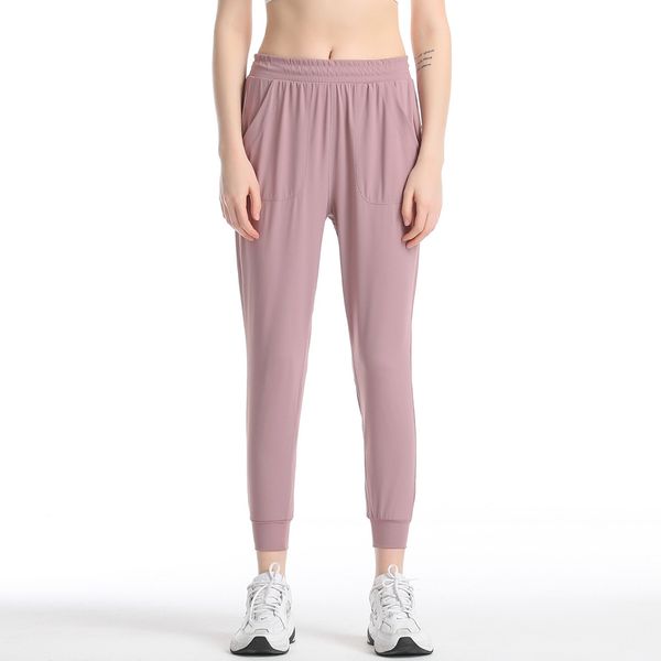 solid color thin cotton quick-drying sports yoga pants women casual loose running fitness high waist jogger pants, Black;white
solid color thin cotton quick-drying sports yoga pants women casual loose running fitness high waist jogger pants, Black;white