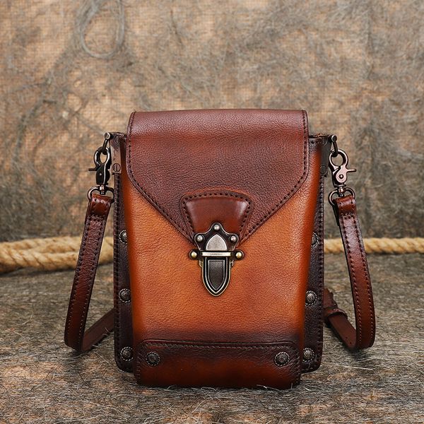 fctossr 2020 literary retro leather small square bag box diagonal one-shoulder leather personalized female bag
fctossr 2020 literary retro leather small square bag box diagonal one-shoulder leather personalized female bag