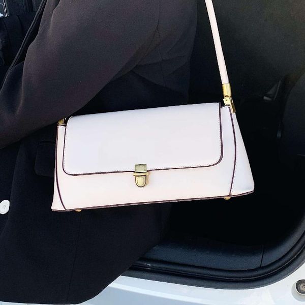 handbag texture bag baguette bag retro women's new 2020 underarm baguette small single-shoulder
handbag texture bag baguette bag retro women's new 2020 underarm baguette small single-shoulder
