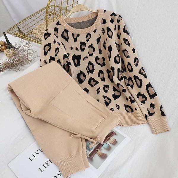fashion retro women knitted suits leopard long sleeve o-neck sweater + lace up waist pocket harem pants korean sets, Gray
fashion retro women knitted suits leopard long sleeve o-neck sweater + lace up waist pocket harem pants korean sets, Gray