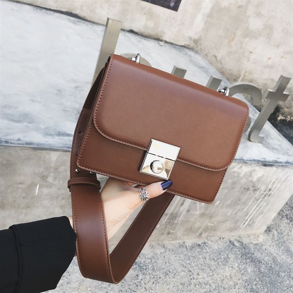 новый простой мешок плеча женщин мода сумки solid color сумка soft retro square sling
новый простой мешок плеча женщин мода сумки solid color сумка soft retro square sling