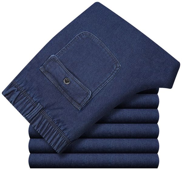 2020 middle-aged men's autumn and winter new plus velvet thick elastic waist jeans high waist business casual jean, Blue
2020 middle-aged men's autumn and winter new plus velvet thick elastic waist jeans high waist business casual jean, Blue