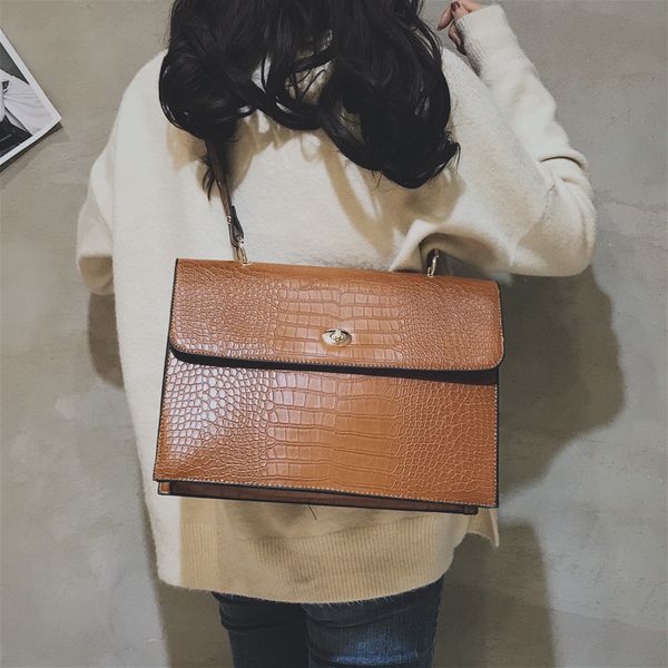 new women bag 2020 fashion solid color retro square bag large pu messenger ladies shoulder womens handbags and purses
new women bag 2020 fashion solid color retro square bag large pu messenger ladies shoulder womens handbags and purses