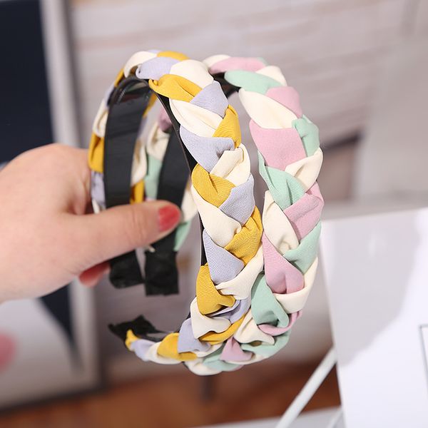 2020 fashion colorful headbands for women hair braid twist hairband girls hair hoop lady headdress womens accessories new
2020 fashion colorful headbands for women hair braid twist hairband girls hair hoop lady headdress womens accessories new