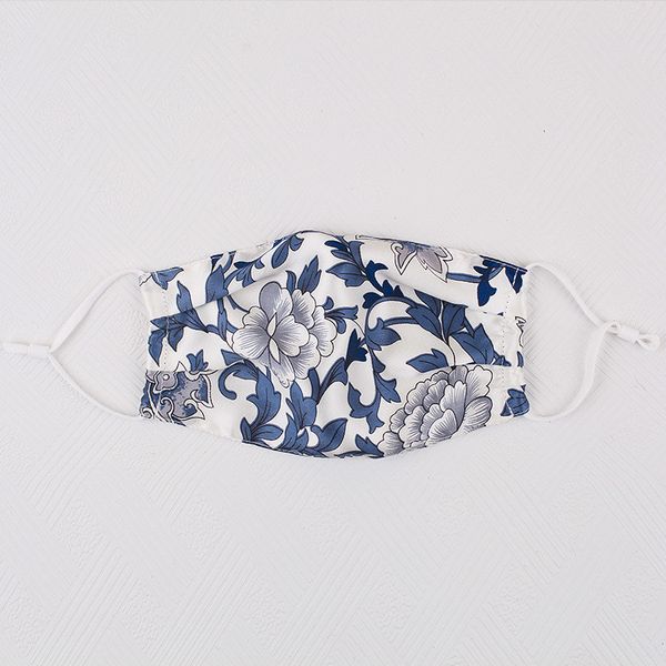 print silk fashion mask face floral dustproof sun-resistant masks women summer thin mouth 727h
print silk fashion mask face floral dustproof sun-resistant masks women summer thin mouth 727h