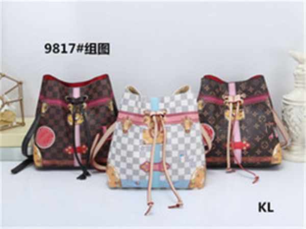 hign quality handbags purses designer crossbody bag shoulder genuine leather with 3 size print letter designer handbags
hign quality handbags purses designer crossbody bag shoulder genuine leather with 3 size print letter designer handbags