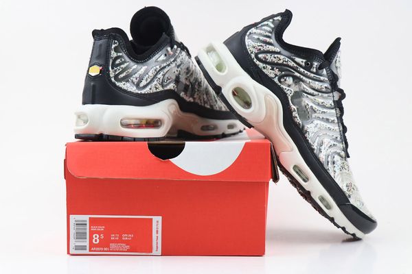 fashion mens running shoes mercurial air plus woman chaussures shox femme black blue white breathable mesh sports trainer
fashion mens running shoes mercurial air plus woman chaussures shox femme black blue white breathable mesh sports trainer