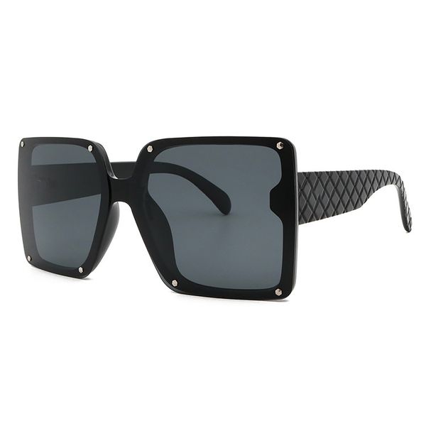 stand popular ins vintage fashion women designer diamond stripped new oversized proof black luxury sunglasses uv polarized, White;black
stand popular ins vintage fashion women designer diamond stripped new oversized proof black luxury sunglasses uv polarized, White;black