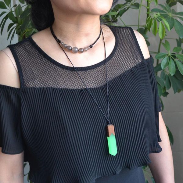 fashion luminous pendant necklace, women and men wearing luminous gifts, professional retro wood jewelry production, Silver
fashion luminous pendant necklace, women and men wearing luminous gifts, professional retro wood jewelry production, Silver