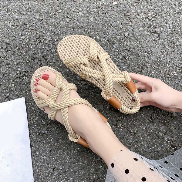 women flat sandals rope new female slip on beach shoes breathable comfortable cross tie women's shoe 2020 new, Black
women flat sandals rope new female slip on beach shoes breathable comfortable cross tie women's shoe 2020 new, Black
