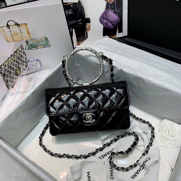 spot 7a high-end metallic paint, high texture, with this metal bracelet, all kinds of back, hand, one shoulder, straddle can be used 
spot 7a high-end metallic paint, high texture, with this metal bracelet, all kinds of back, hand, one shoulder, straddle can be used