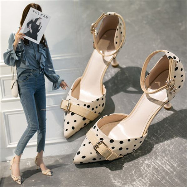 2020 spring new word buckle with toe sandals female french girl pointed toe fairy style stiletto high heels, Black
2020 spring new word buckle with toe sandals female french girl pointed toe fairy style stiletto high heels, Black