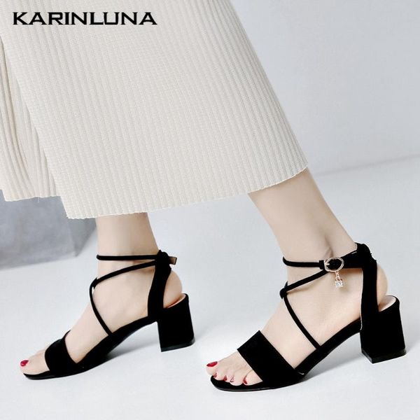 karin 2020 new arrivals large size 43 women sandals square heel platform metal decoration pumps summer casual woman shoes, Black
karin 2020 new arrivals large size 43 women sandals square heel platform metal decoration pumps summer casual woman shoes, Black