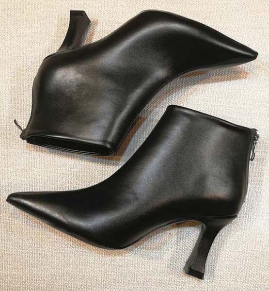 fashion leather star women shoes woman leather short autumn winter ankle fashion brand women boots 02 px29, Black
fashion leather star women shoes woman leather short autumn winter ankle fashion brand women boots 02 px29, Black