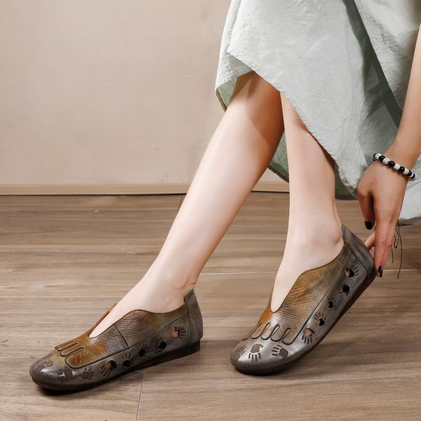 original new retro genuine leather soft-soled flats shoes women ethnic shallow mouth casual smudge single ladies loafers shoes, Black
original new retro genuine leather soft-soled flats shoes women ethnic shallow mouth casual smudge single ladies loafers shoes, Black