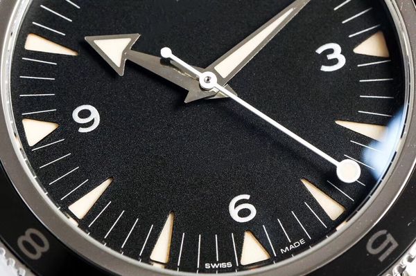 в фабрики стали волочения проволоки корпус храпового типа хронографа кольцо инкрустацией керамический диск сапфировое зеркало керамический д, Slivery;brown
в фабрики стали волочения проволоки корпус храпового типа хронографа кольцо инкрустацией керамический диск сапфировое зеркало керамический д, Slivery;brown