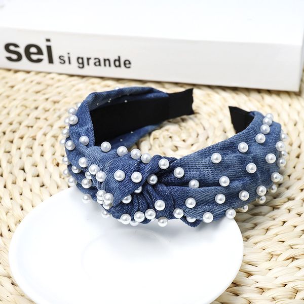 2020 new korean elegant denim pearl hair hoop women solid color big knot hair ornament fabric band fashion accessories
2020 new korean elegant denim pearl hair hoop women solid color big knot hair ornament fabric band fashion accessories