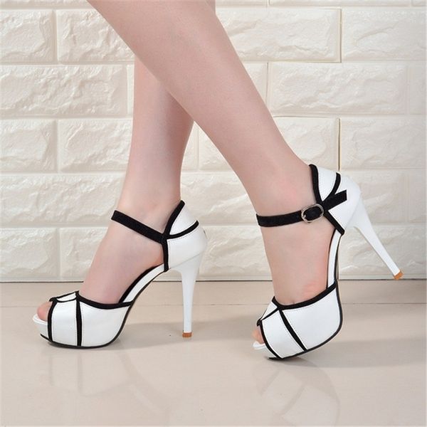 women's sandals, the new spring and summer section of europe and the united states with a small fish mouth waterproof toe high, Black
women's sandals, the new spring and summer section of europe and the united states with a small fish mouth waterproof toe high, Black