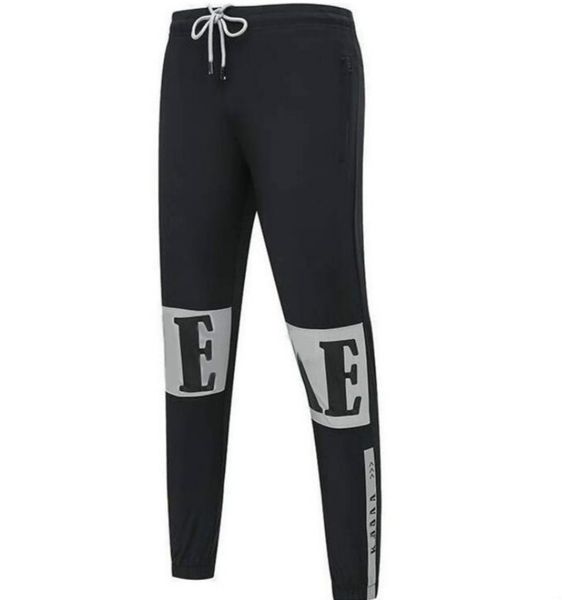 Men Pants Fashion High Quality Track Pants Joggers with Letters Men Sweatpants Drawstring Stretchy Joggers 2020 New Arrival for Wholesale
Men Pants Fashion High Quality Track Pants Joggers with Letters Men Sweatpants Drawstring Stretchy Joggers 2020 New Arrival for Wholesale