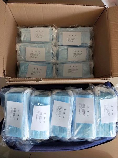 protective anti 600pcs masks disposable face mask dust pm2.5 breathing safety masks 3 layers elastic earloop mask dust51
protective anti 600pcs masks disposable face mask dust pm2.5 breathing safety masks 3 layers elastic earloop mask dust51