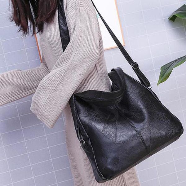 bag women 2020 new trend soft leather shoulder bag large capacity versatile fashion messenger simple ladies handbag
bag women 2020 new trend soft leather shoulder bag large capacity versatile fashion messenger simple ladies handbag