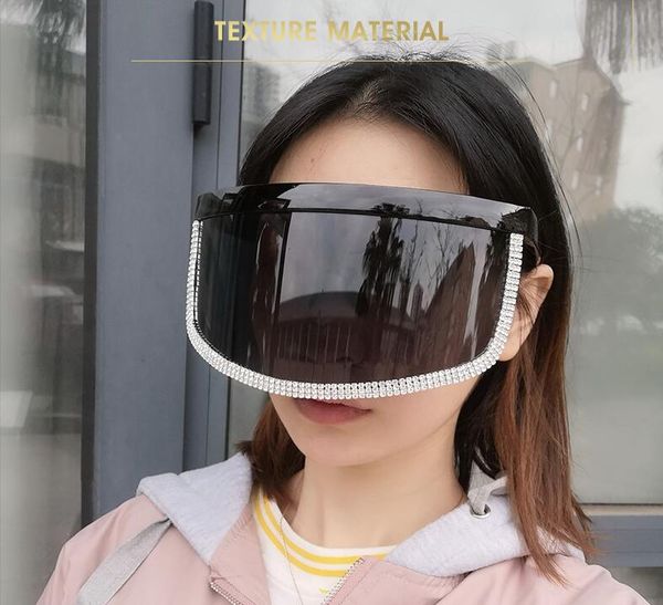 new one-piece face-covering personality windproof sunglasses big face mask sunglasses personality diamond-studded glasses, White;black
new one-piece face-covering personality windproof sunglasses big face mask sunglasses personality diamond-studded glasses, White;black