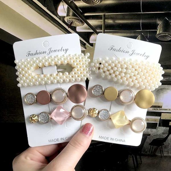 модные новый 3шт / набор pearl шпилька один character клип женщины девушка headwear barrettes мода аксессуары для волос hairgrip оптовых
модные новый 3шт / набор pearl шпилька один character клип женщины девушка headwear barrettes мода аксессуары для волос hairgrip оптовых