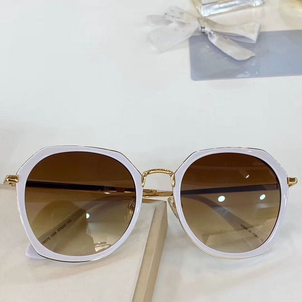 2020 new brand designer sunglasses frame fashion design suitable for all kinds of face shape variety of color collocation 8076 high quality
2020 new brand designer sunglasses frame fashion design suitable for all kinds of face shape variety of color collocation 8076 high quality