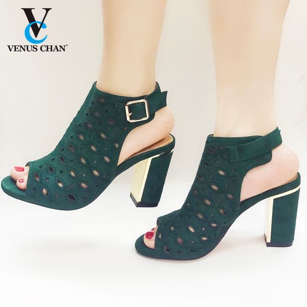 african shoes decorated with rhinestone women high heels nigerian women party pumps italian party pumps big girl shoes, Black
african shoes decorated with rhinestone women high heels nigerian women party pumps italian party pumps big girl shoes, Black
