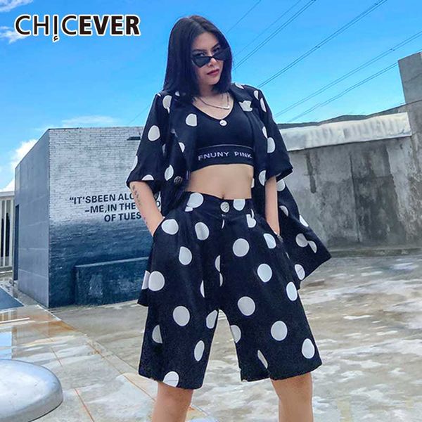 chicever polka dot print two piece set women lapel collar short sleeve blazer high waist half pants female suit casual clothes, Gray
chicever polka dot print two piece set women lapel collar short sleeve blazer high waist half pants female suit casual clothes, Gray