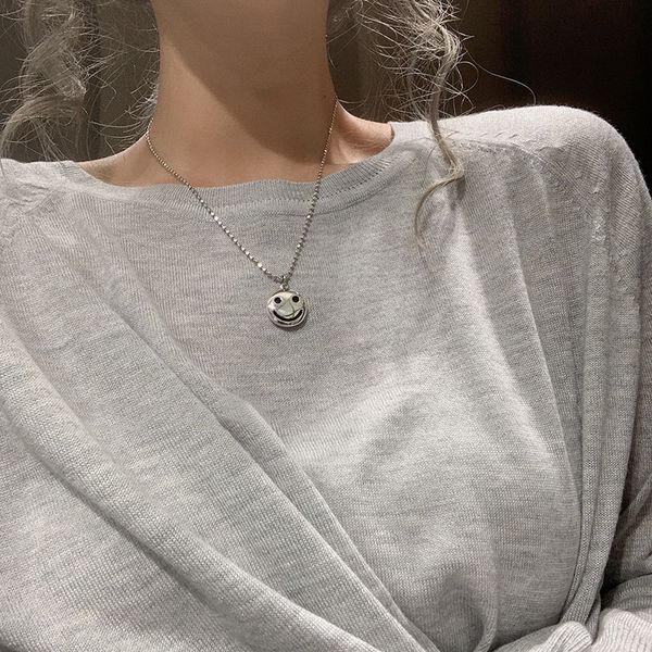 vintage round smileing face thai silver color necklace fashion clavicle chain necklace for women jewelry gifts s-n597
vintage round smileing face thai silver color necklace fashion clavicle chain necklace for women jewelry gifts s-n597