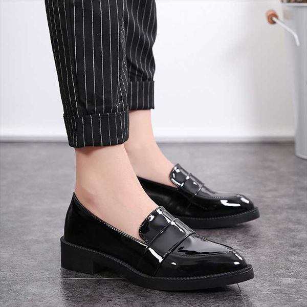 star lovers patent leather career shoes women retro sewing slip on zapatos de mujer trendy carving flats pointed toe pu leather, Black
star lovers patent leather career shoes women retro sewing slip on zapatos de mujer trendy carving flats pointed toe pu leather, Black